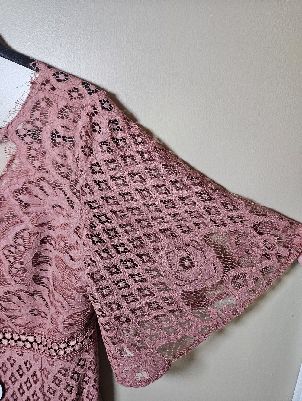Two Sisters The Label Reyna Mauve Floral Lace Midi Size 10 Wedding Event Formal - Picture 4 of 14